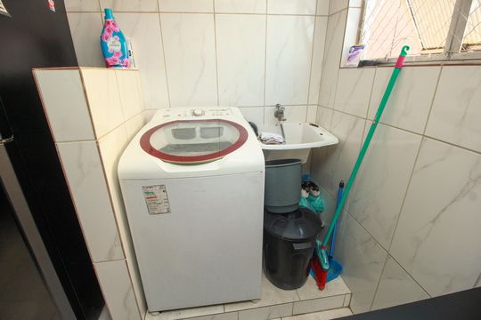 Área de Serviço de apartamento para alugar com 2 quartos, 58m² em Conjunto Residencial Planeta, Santo André