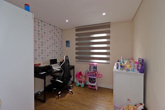 Quarto 1 de apartamento à venda com 2 quartos, 50m² em Jardim Alzira Franco, Santo André