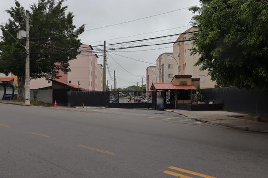 Fachada de apartamento à venda com 2 quartos, 50m² em Jardim Alzira Franco, Santo André