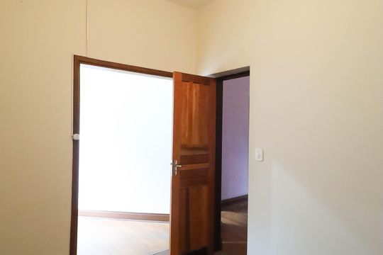 Quarto 13 de casa para alugar com 14 quartos, 3884m² em Vila Albertina, São Paulo