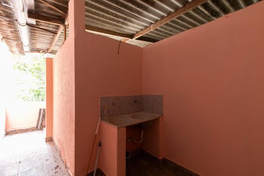 Área de Serviço de casa para alugar com 1 quarto, 49m² em Vila Nova Curuca, São Paulo