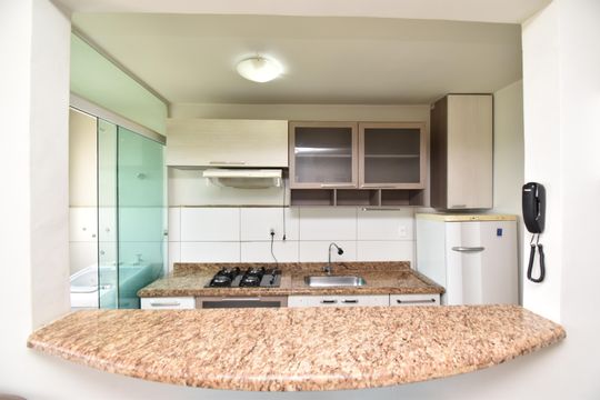 Cozinha de apartamento para alugar com 2 quartos, 58m² em Bairro Alto, Curitiba
