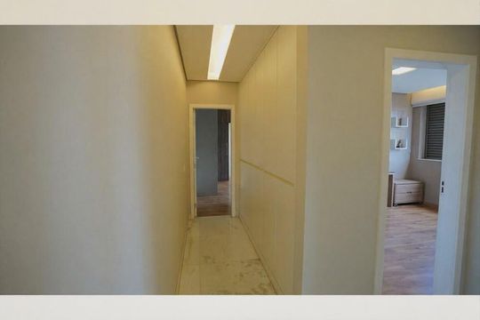 Apartamento para alugar com 4 quartos, 240m² em Belvedere, Belo Horizonte