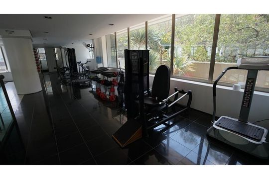 Apartamento para alugar com 4 quartos, 240m² em Belvedere, Belo Horizonte