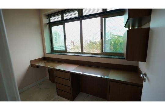 Apartamento para alugar com 4 quartos, 240m² em Belvedere, Belo Horizonte