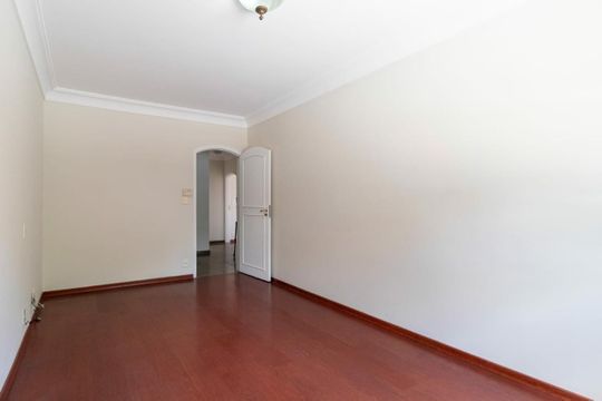 Casa para alugar com 4 quartos, 256m² em Planalto Paulista, São Paulo