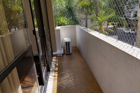 Apartamento para alugar com 3 quartos, 220m² em Sumaré, São Paulo