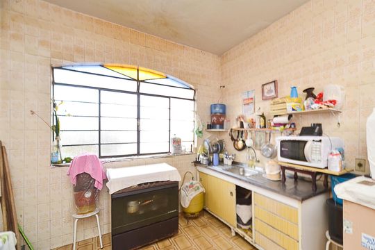 Cozinha de casa à venda com 5 quartos, 316m² em Sagrada Família, Belo Horizonte