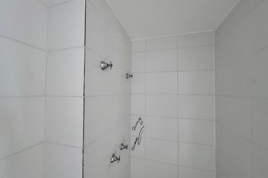 Suíte - Banheiro de apartamento à venda com 2 quartos, 52m² em Barra Olímpica, Rio de Janeiro