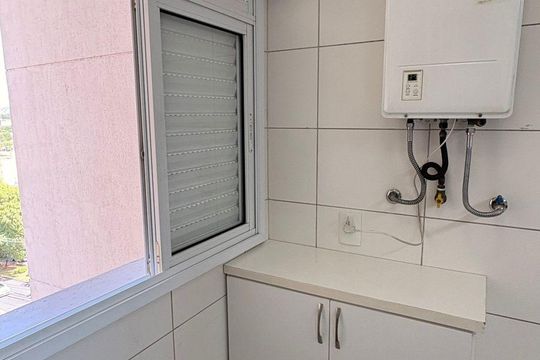 Área de serviço de apartamento à venda com 3 quartos, 77m² em Jardim Messina, Jundiaí