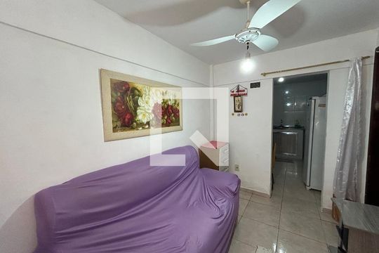 Casa à venda com 1 quarto, 40m² em Inhaúma, Rio de Janeiro