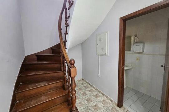 Casa à venda com 4 quartos, 280m² em Jardim Maria Rosa, Taboão da Serra