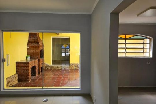 Casa à venda com 4 quartos, 280m² em Jardim Maria Rosa, Taboão da Serra
