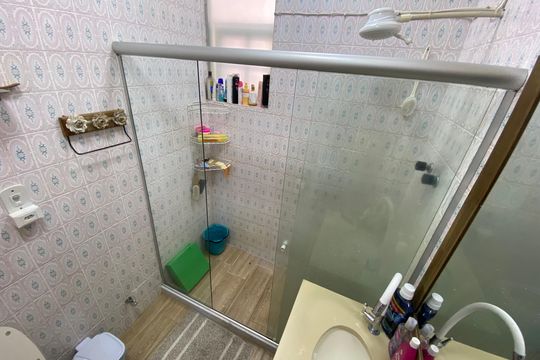 Banheiro de apartamento à venda com 2 quartos, 138m² em Todos Os Santos, Rio de Janeiro