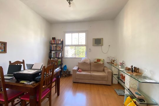 Sala de apartamento à venda com 2 quartos, 138m² em Todos Os Santos, Rio de Janeiro