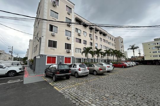 Fachada do bloco de apartamento para alugar com 2 quartos, 44m² em Honório Gurgel, Rio de Janeiro