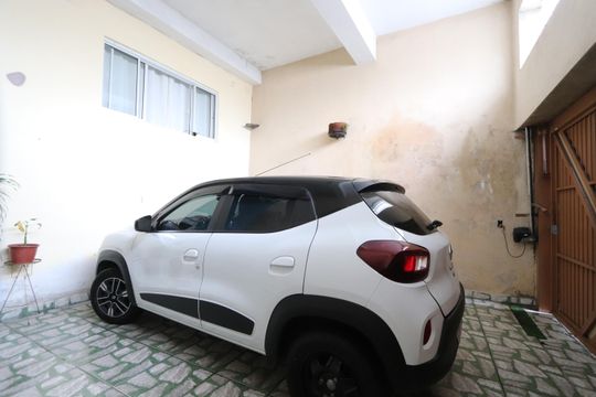 Garagem de casa à venda com 4 quartos, 240m² em Sapopemba, São Paulo