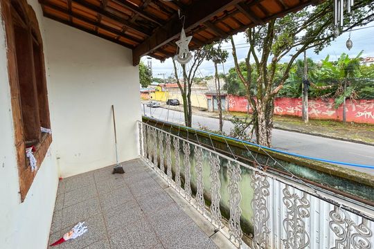 Casa para alugar com 5 quartos, 365m² em Rio Branco, Belo Horizonte