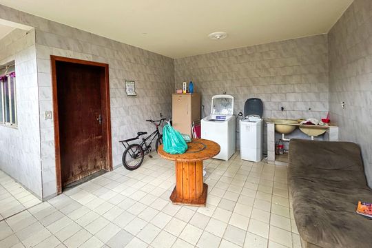 Casa para alugar com 5 quartos, 365m² em Rio Branco, Belo Horizonte