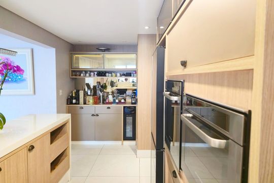 Cozinha de apartamento à venda com 3 quartos, 159m² em Vila Rosalia, Guarulhos