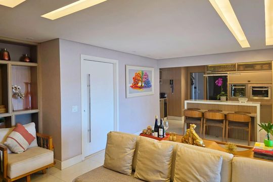 Sala  de apartamento à venda com 3 quartos, 159m² em Vila Rosalia, Guarulhos