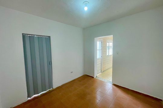 Sala de casa para alugar com 1 quarto, 60m² em Camargos, Guarulhos