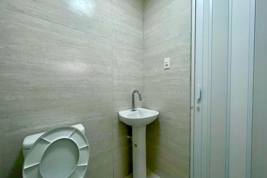 Banheiro de casa para alugar com 1 quarto, 60m² em Camargos, Guarulhos