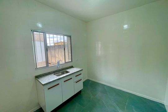 Cozinha de casa para alugar com 1 quarto, 60m² em Camargos, Guarulhos