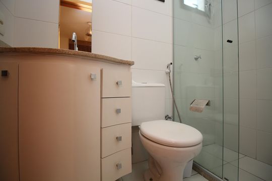 Banheiro da Suíte de apartamento para alugar com 2 quartos, 59m² em Águas Claras, Brasília