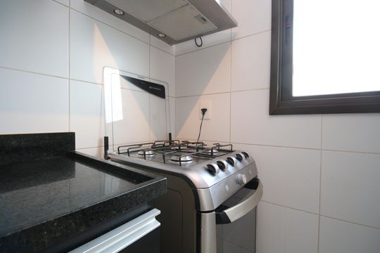 Cozinha e Área de Serviço de apartamento para alugar com 2 quartos, 59m² em Águas Claras, Brasília