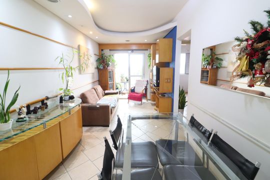 Sala de apartamento à venda com 2 quartos, 67m² em Bela Vista, Osasco