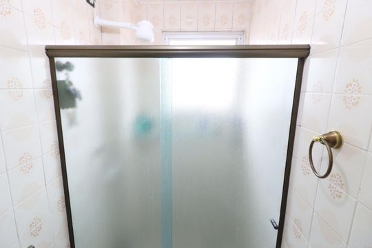 Banheiro de apartamento à venda com 2 quartos, 67m² em Bela Vista, Osasco
