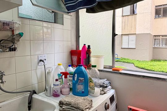 Área de Serviço de apartamento à venda com 2 quartos, 57m² em Vila Lageado, São Paulo