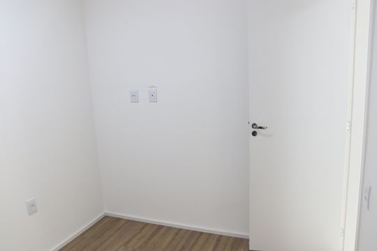Quarto 01 de apartamento para alugar com 3 quartos, 69m² em Fazenda Crimeia Caveiras, Goiânia