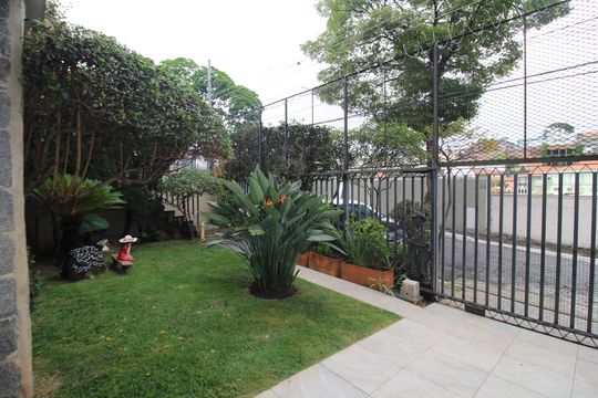 Garagem de casa à venda com 7 quartos, 412m² em Jardim Sao Bento, São Paulo