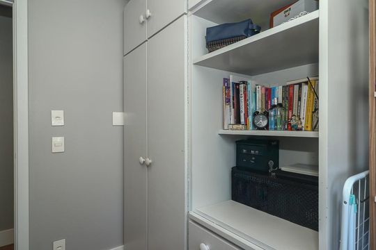Quarto 2 de apartamento à venda com 2 quartos, 57m² em São Sebastião, Porto Alegre