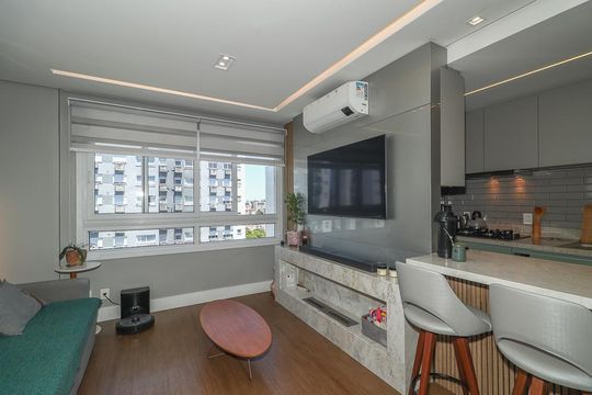 Sala de apartamento à venda com 2 quartos, 57m² em São Sebastião, Porto Alegre