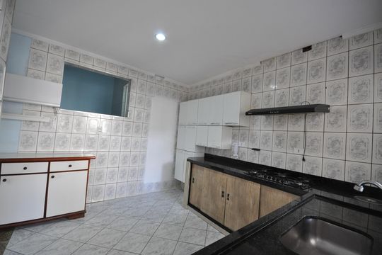 Cozinha de casa para alugar com 3 quartos, 117m² em Parque Casa de Pedra, São Paulo
