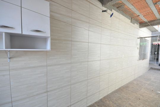 Quintal de casa para alugar com 3 quartos, 117m² em Parque Casa de Pedra, São Paulo