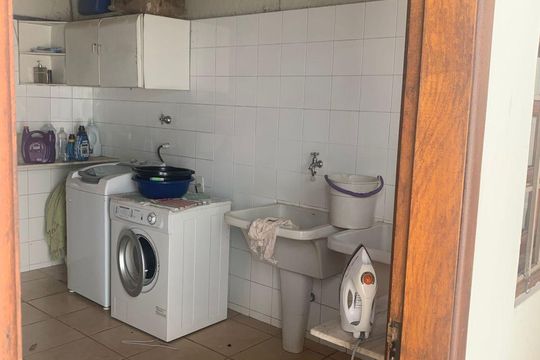 Casa para alugar com 5 quartos, 350m² em Belvedere, Belo Horizonte