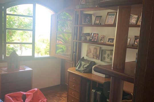 Casa para alugar com 5 quartos, 350m² em Belvedere, Belo Horizonte