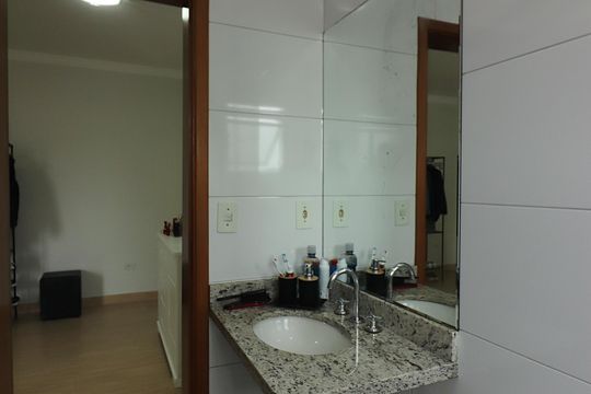 Casa à venda com 3 quartos, 209m² em Santa Terezinha, São Bernardo do Campo