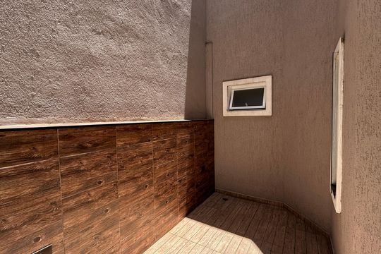 Jardim de Inverno de casa à venda com 3 quartos, 225m² em Jardim Santo André, Santo André