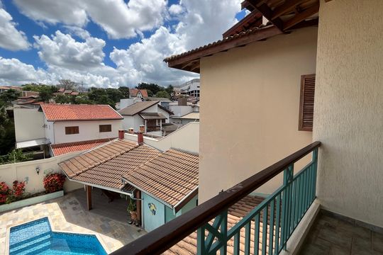 Casa à venda com 3 quartos, 274m² em Parque Taquaral, Campinas
