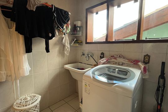 Casa à venda com 3 quartos, 274m² em Parque Taquaral, Campinas