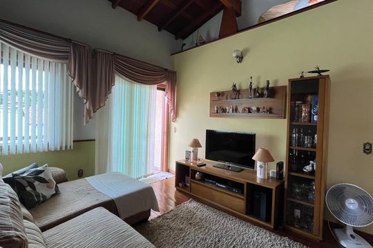 Casa à venda com 3 quartos, 274m² em Parque Taquaral, Campinas
