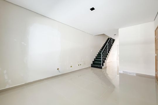 Sala de casa à venda com 3 quartos, 117m² em Jardim das Flores, Osasco
