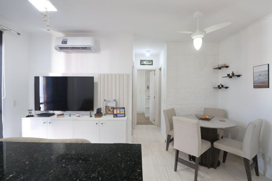 Sala de apartamento à venda com 2 quartos, 52m² em Fátima, Canoas
