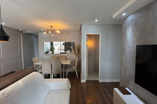 Sala  de apartamento para alugar com 2 quartos, 80m² em Vila Floresta, Santo André