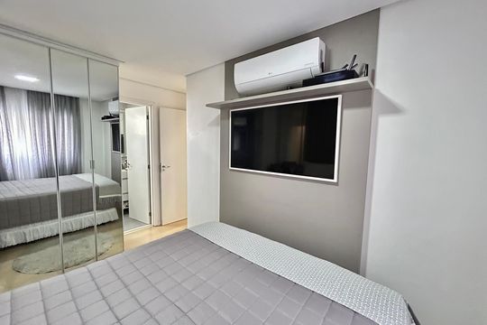 Quarto Suíte de apartamento à venda com 2 quartos, 75m² em Picanço, Guarulhos